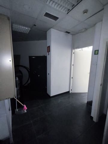 Gewerbe zu vermieten in Benidorm - 3.700 € (Ref: 9893720)