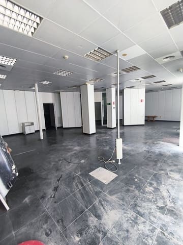 Gewerbe zu vermieten in Benidorm - 3.700 € (Ref: 9893720)