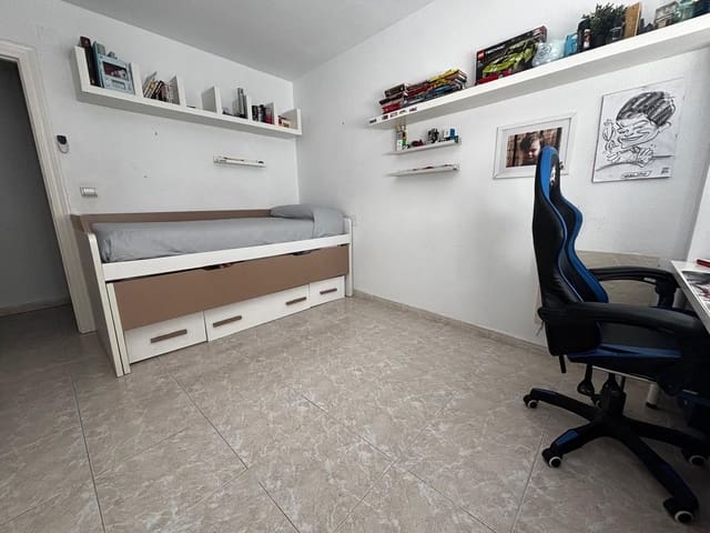 4 slaapkamer Appartement te koop in Altea met garage - € 689.000 (Ref: 9921699)