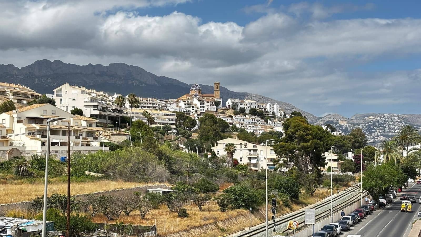 4 bedroom Apartment for sale in Altea with garage - € 689,000 (Ref: 9921699)