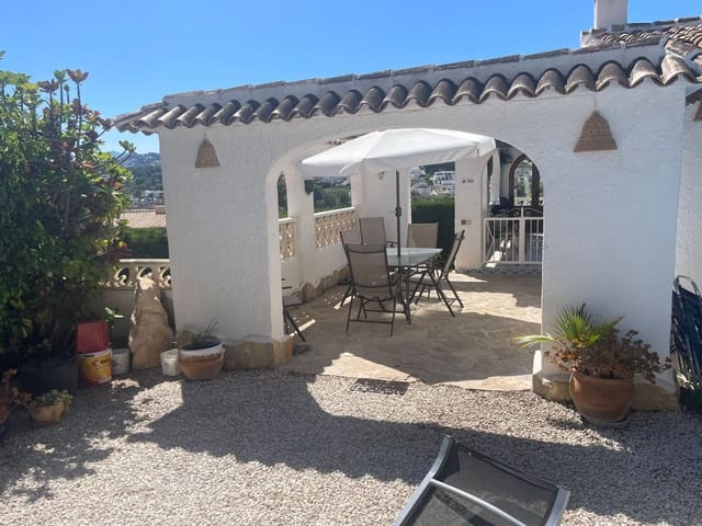 3 soverom Villa til salgs i Moraira, Teulada-Moraira med svømmebasseng garasje - € 610 000 (Ref: 9949165)