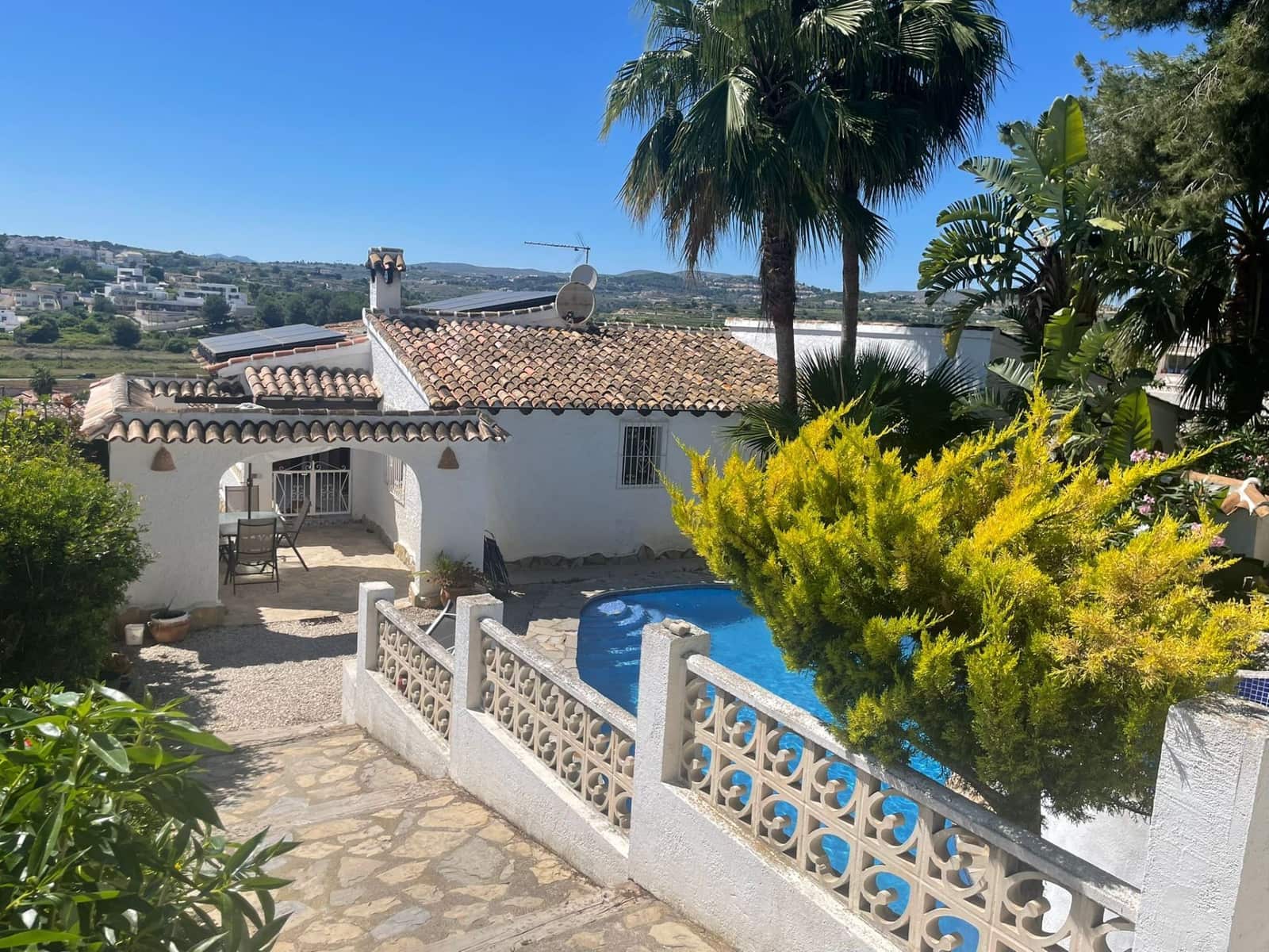 3 soverom Villa til salgs i Moraira med svømmebasseng garasje - € 610 000 (Ref: 9949165)