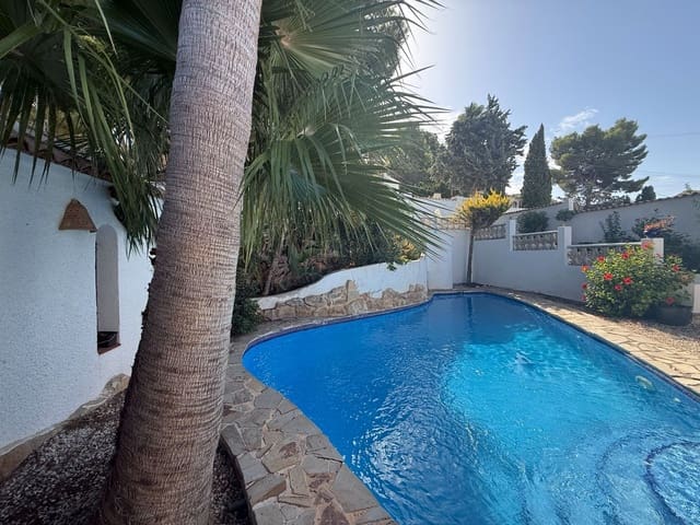 Chalet de 3 habitaciones en Moraira, Teulada-Moraira en venta con piscina garaje - 595.000 € (Ref: 9949165)