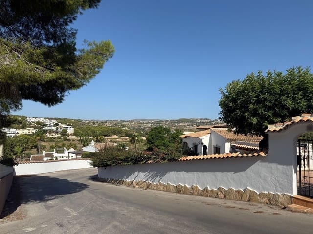 Chalet de 3 habitaciones en Moraira, Teulada-Moraira en venta con piscina garaje - 595.000 € (Ref: 9949165)