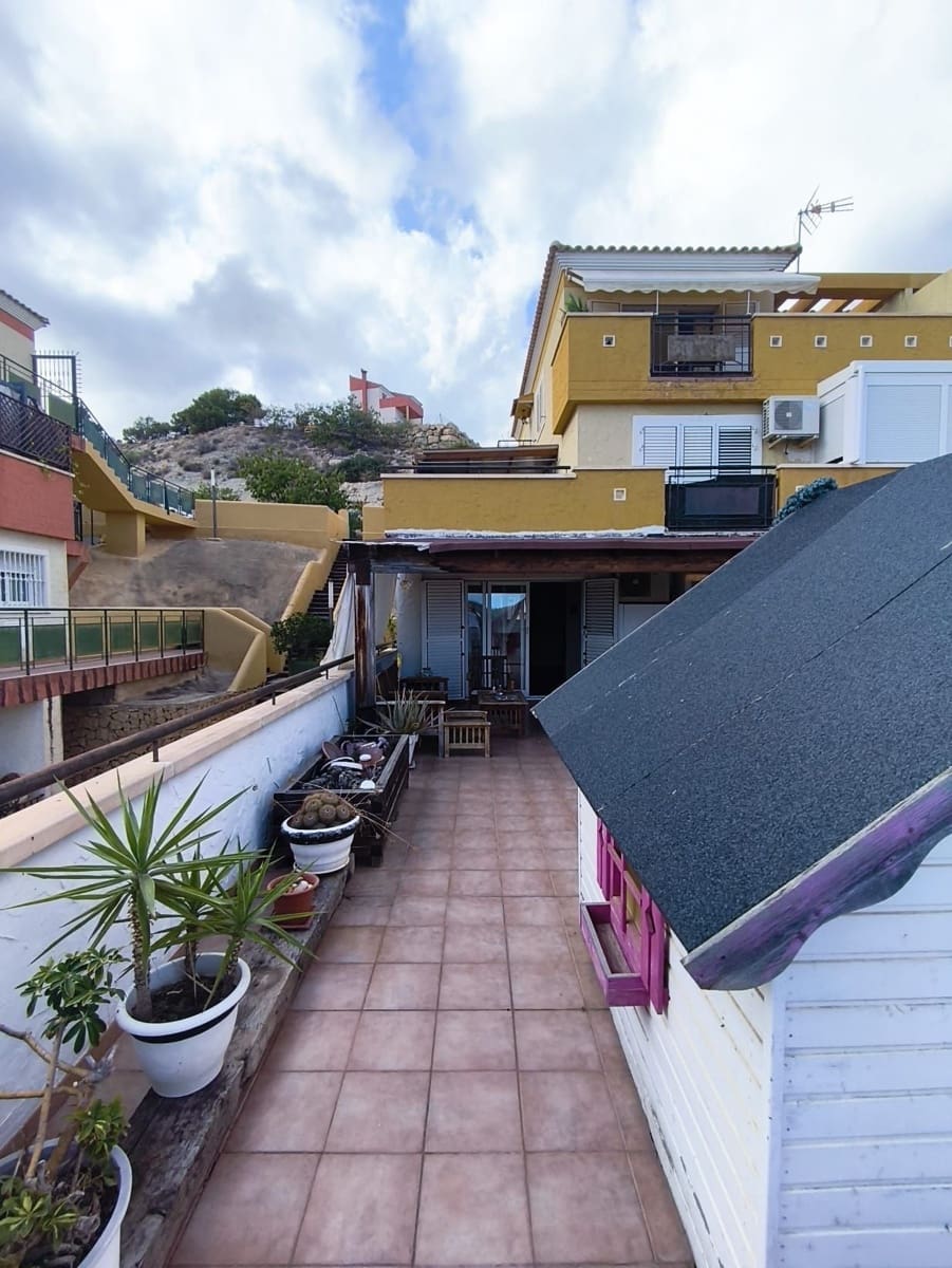 2 Zimmer Penthouse zu verkaufen in Finestrat mit Pool Garage - 305.000 € (Ref: 9949166)