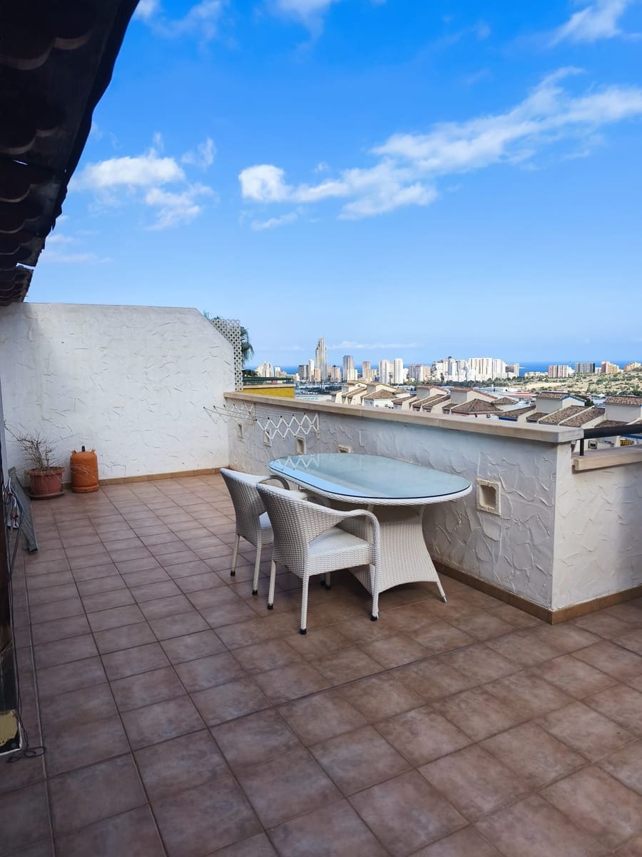 2 Zimmer Penthouse zu verkaufen in Finestrat mit Pool Garage - 305.000 € (Ref: 9949166)