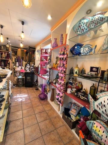2 slaapkamer Commercieel te koop in Guadalest - € 675.000 (Ref: 9956794)