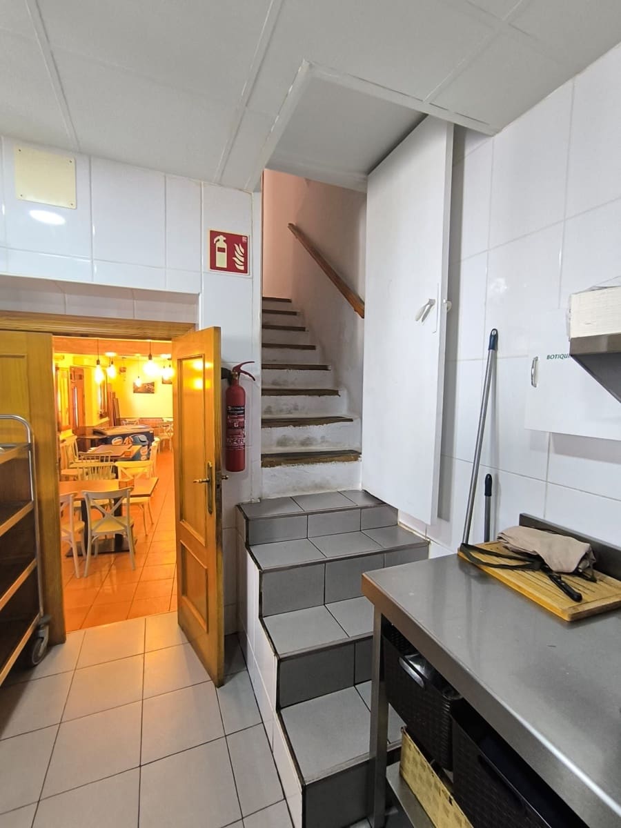 2 slaapkamer Commercieel te koop in Guadalest - € 975.000 (Ref: 9956795)