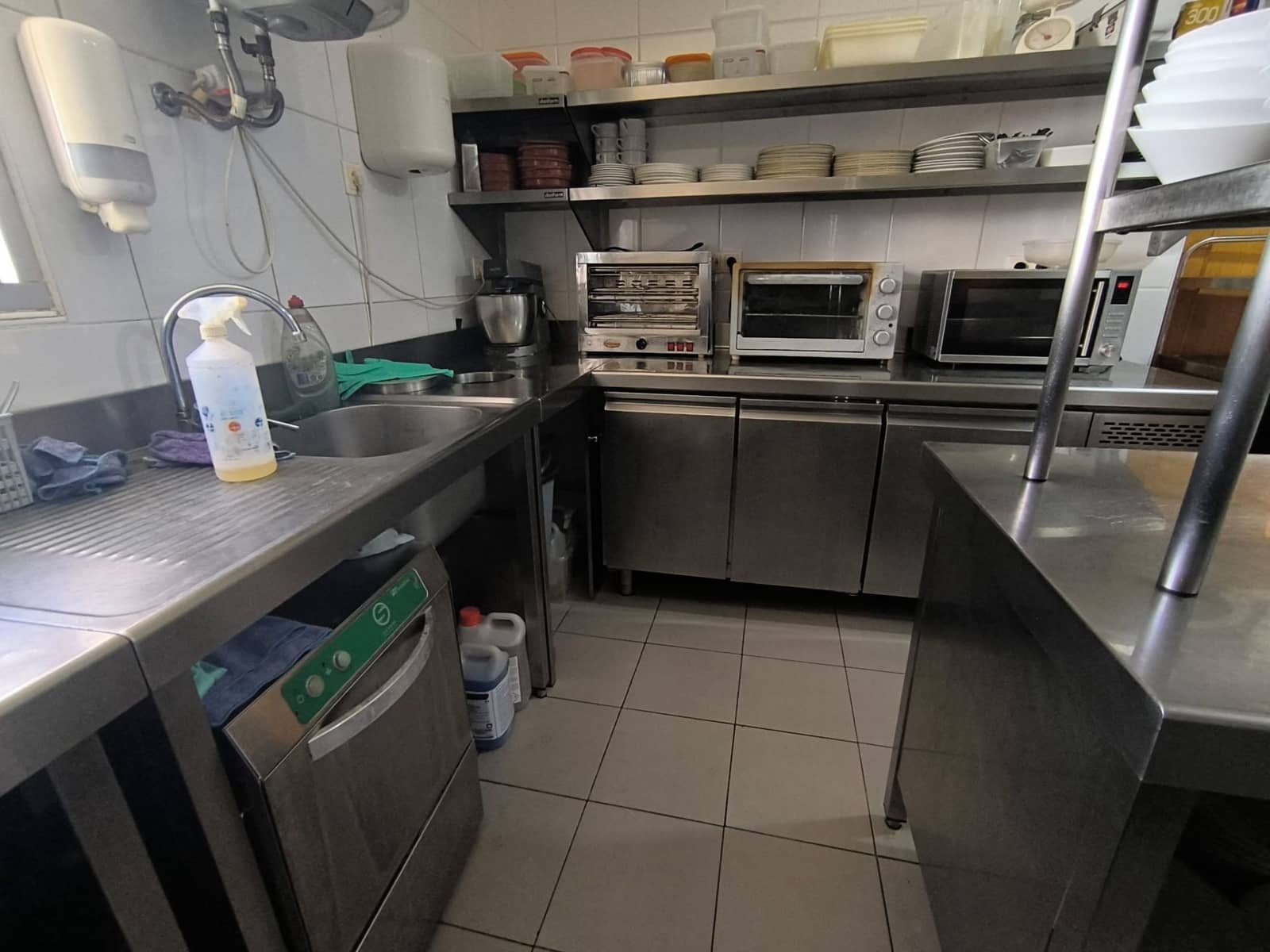 2 slaapkamer Commercieel te koop in Guadalest - € 975.000 (Ref: 9956795)