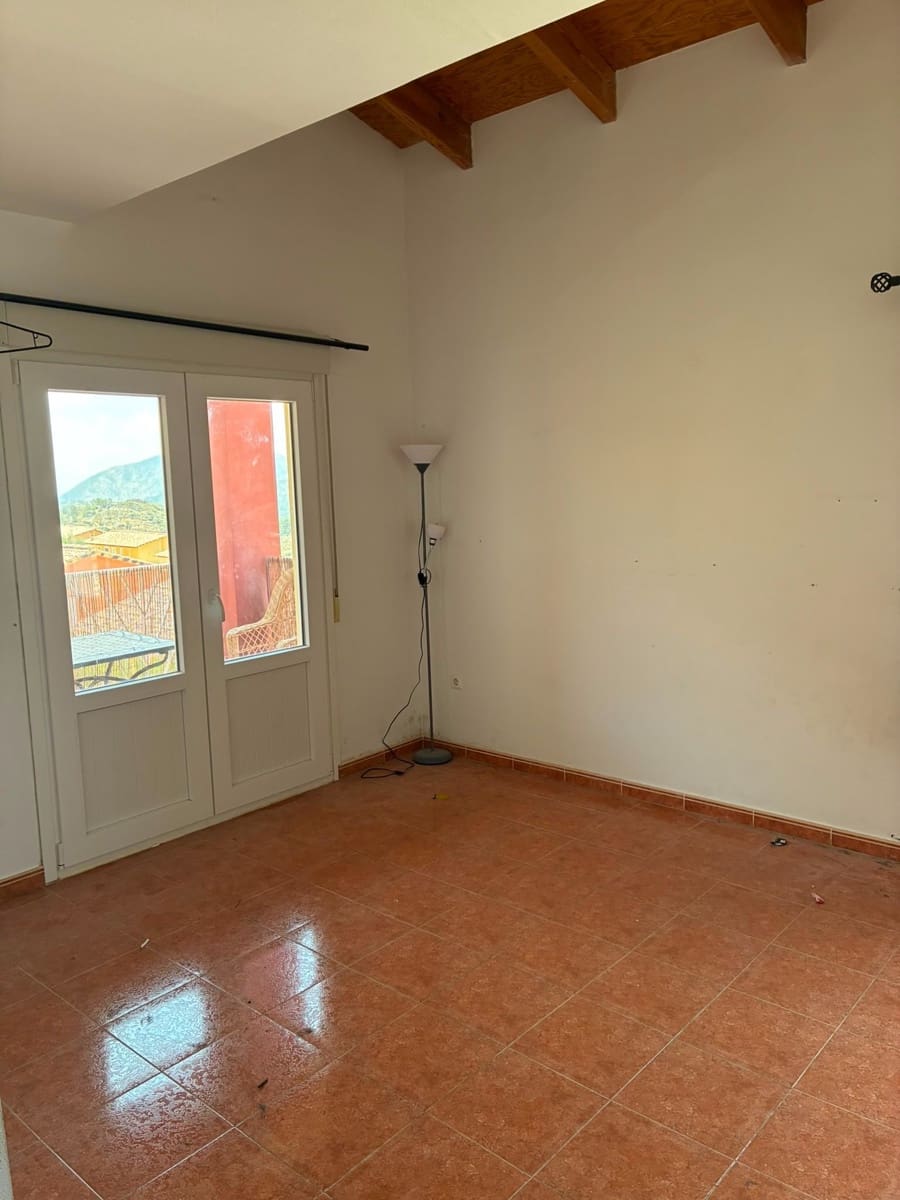 3 soveværelse Villa til salg i Relleu med swimmingpool garage - € 265.000 (Ref: 9972855)
