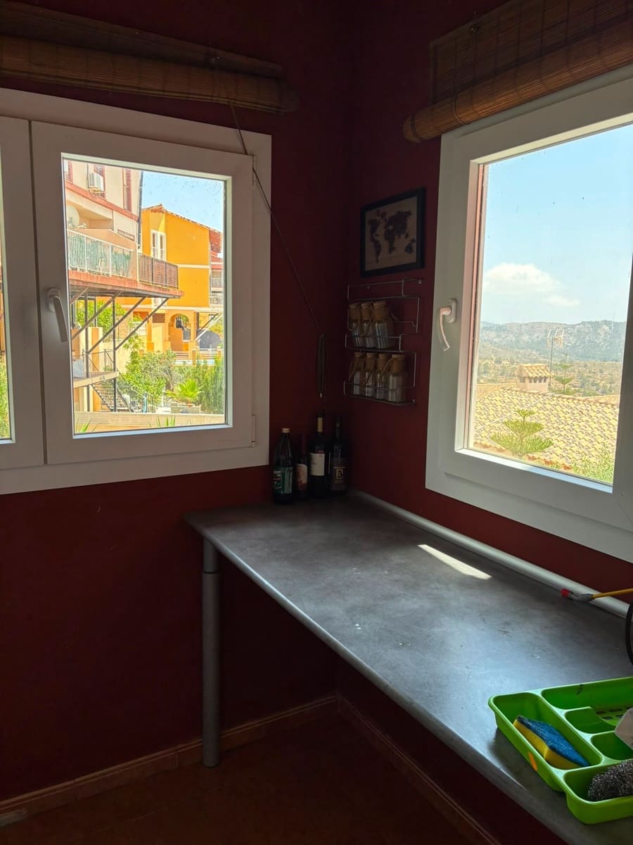 3 soveværelse Villa til salg i Relleu med swimmingpool garage - € 265.000 (Ref: 9972855)