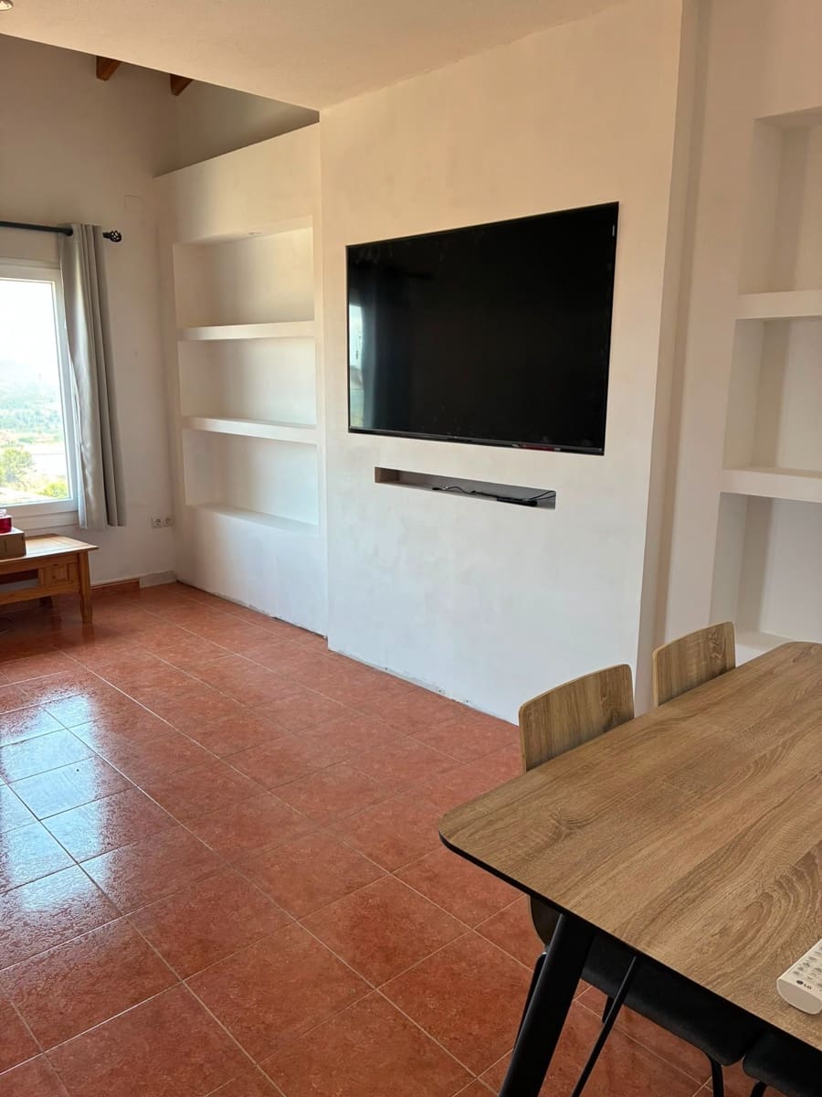 3 soveværelse Villa til salg i Relleu med swimmingpool garage - € 265.000 (Ref: 9972855)