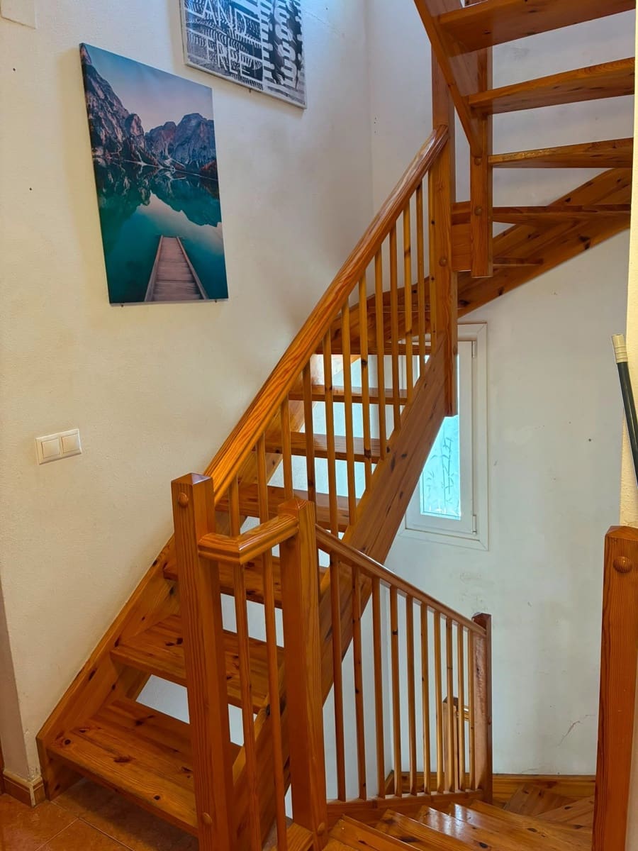 3 soveværelse Villa til salg i Relleu med swimmingpool garage - € 265.000 (Ref: 9972855)