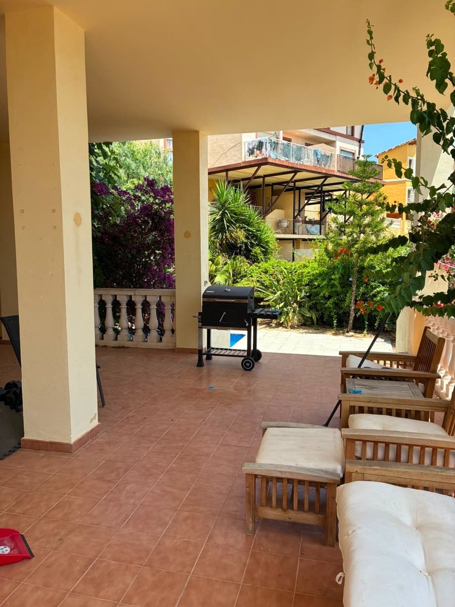 3 soveværelse Villa til salg i Relleu med swimmingpool garage - € 265.000 (Ref: 9972855)