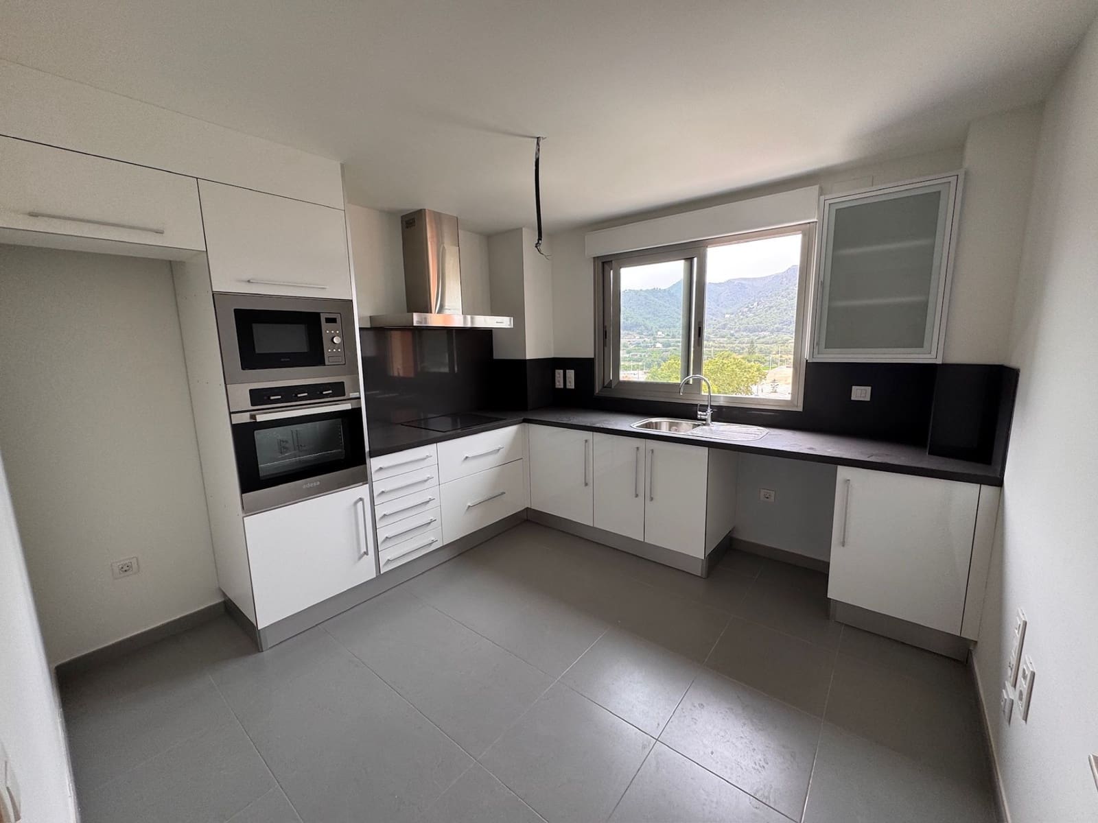 3 soveværelse Lejlighed til leje i Gandia med swimmingpool garage - € 1.300 (Ref: 9972856)