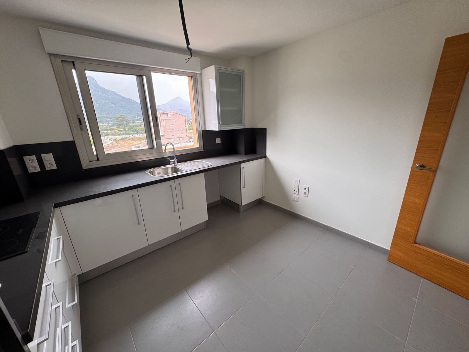 3 soveværelse Lejlighed til leje i Gandia med swimmingpool garage - € 1.300 (Ref: 9972856)