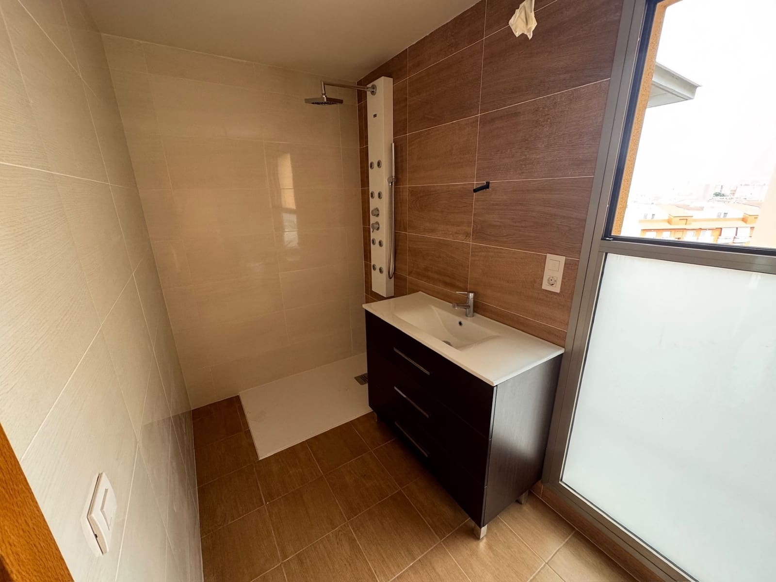 3 soveværelse Lejlighed til leje i Gandia med swimmingpool garage - € 1.300 (Ref: 9972856)