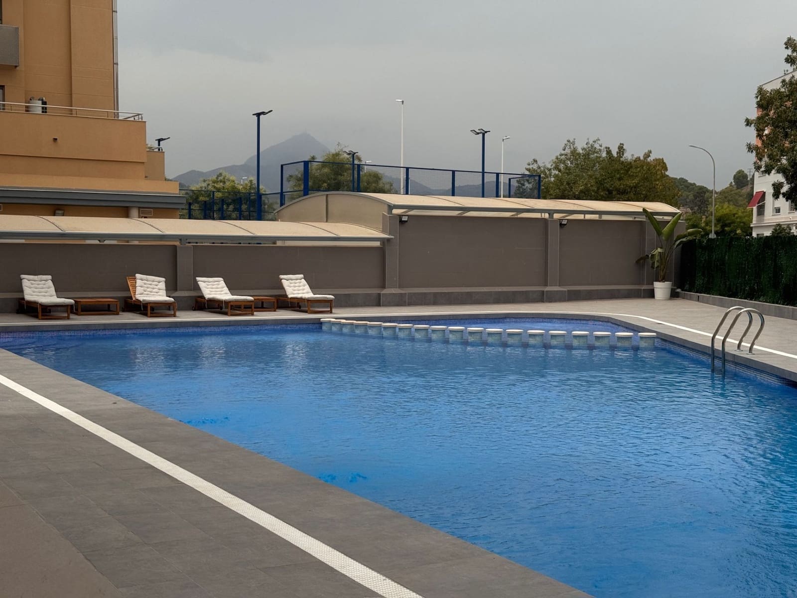 3 soveværelse Lejlighed til leje i Gandia med swimmingpool garage - € 1.300 (Ref: 9972856)