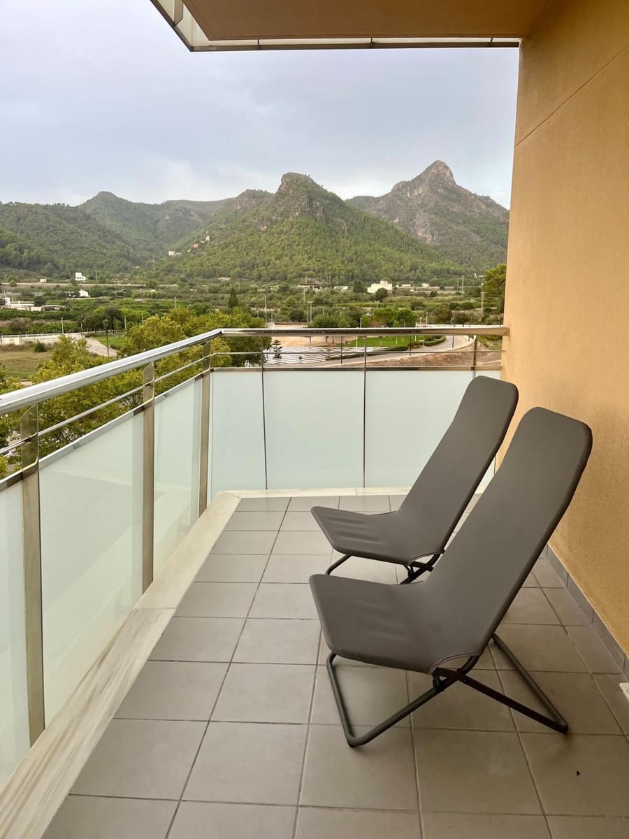 Apartamento de 3 habitaciones en Gandia en alquiler con piscina garaje - 1.400 € (Ref: 9972856)