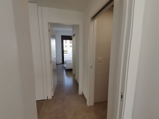 3 Zimmer Apartment zu verkaufen in Torrevieja mit Pool Garage - 310.000 € (Ref: 9976780)