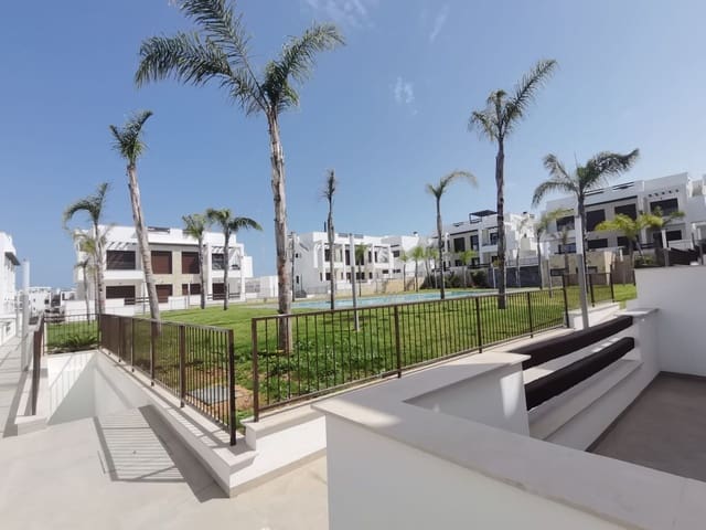 3 Zimmer Apartment zu verkaufen in Torrevieja mit Pool Garage - 310.000 € (Ref: 9976780)