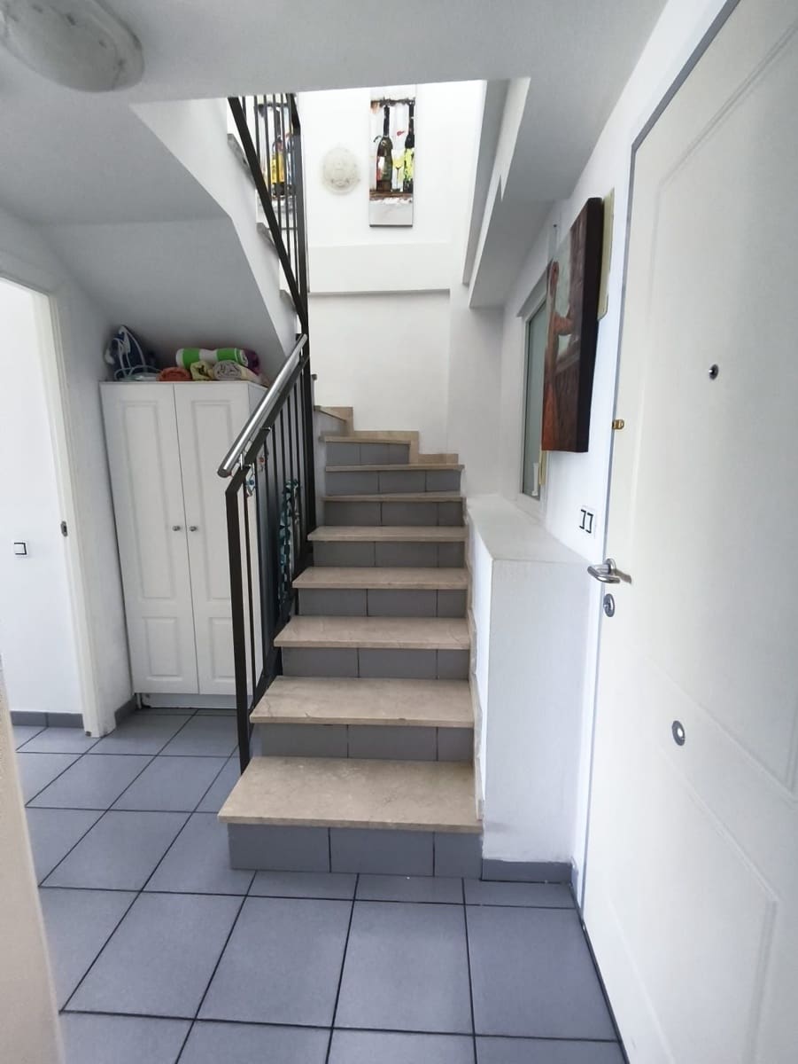 2 sovrum Hus till salu i Benidorm med pool garage - 329 000 € (Ref: 9981807)