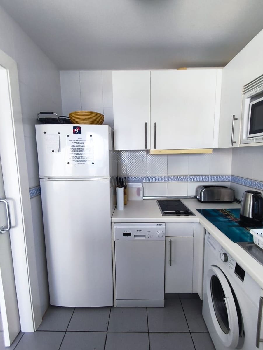 2 sovrum Hus till salu i Benidorm med pool garage - 329 000 € (Ref: 9981807)