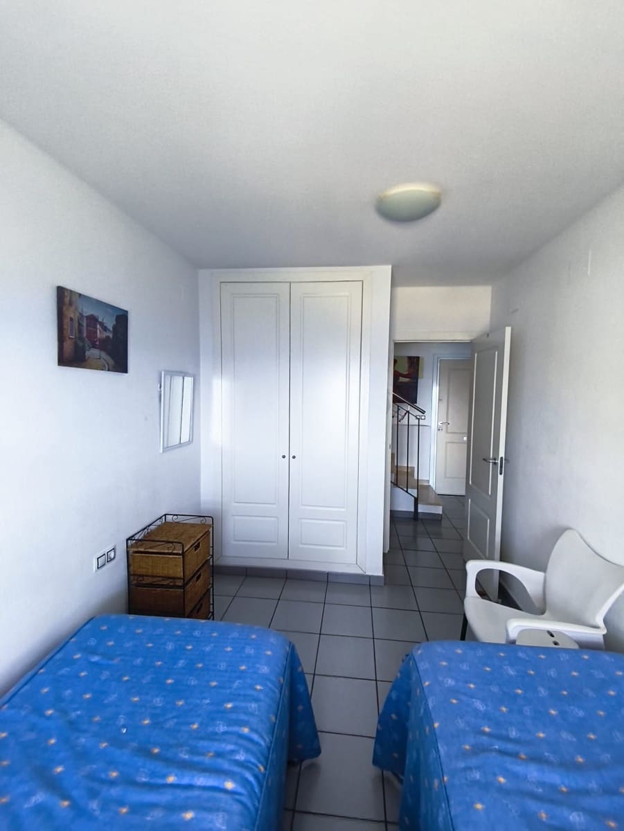2 sovrum Hus till salu i Benidorm med pool garage - 329 000 € (Ref: 9981807)