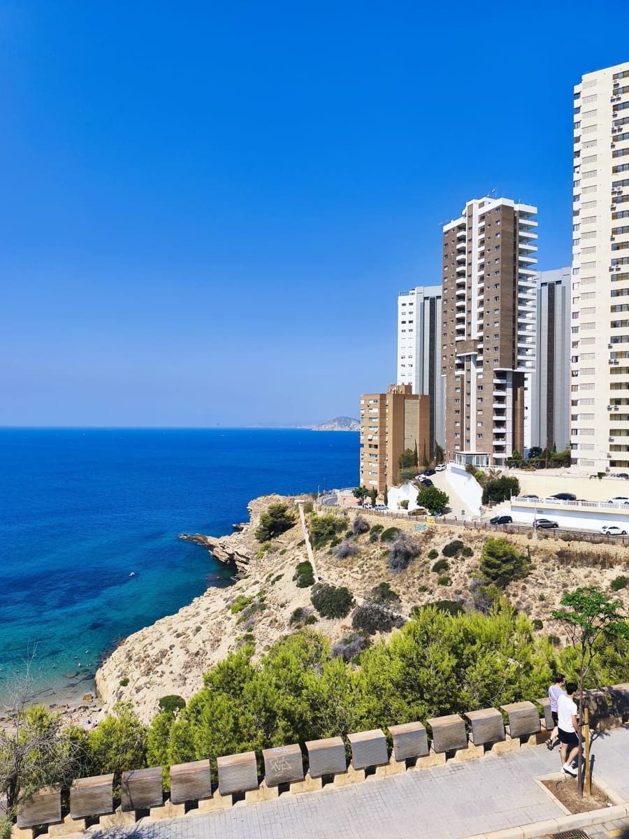 2 sovrum Hus till salu i Benidorm med pool garage - 329 000 € (Ref: 9981807)