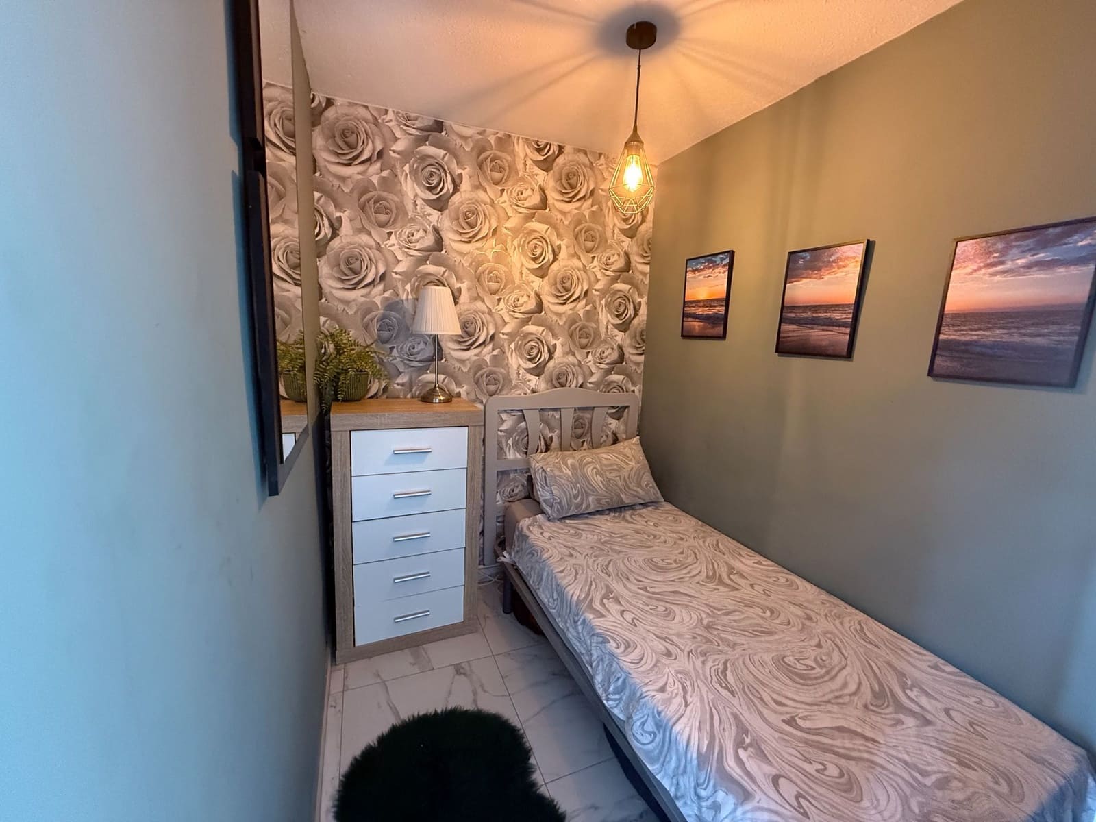 Apartamento de 2 habitaciones en Benidorm en venta con piscina garaje - 180.000 € (Ref: 9996625)