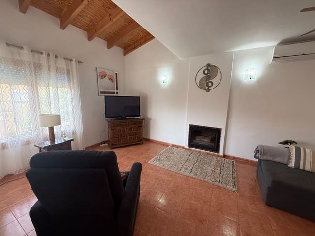 4 soveværelse Villa til salg i Relleu med swimmingpool garage - € 245.000 (Ref: 9996626)