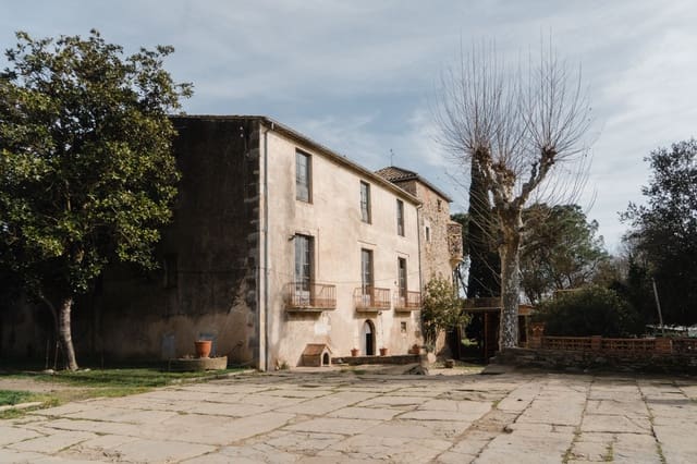 10 sypialnia Finka/Dom wiejski na sprzedaż w Miasto Girona - 2 800 000 € (Ref: 7631240)