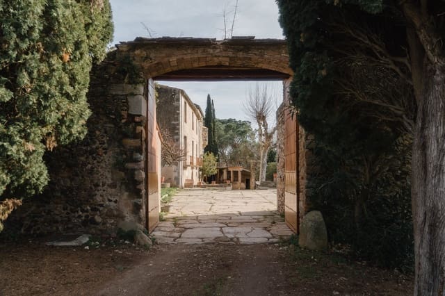 10 sypialnia Finka/Dom wiejski na sprzedaż w Miasto Girona - 2 800 000 € (Ref: 7631240)