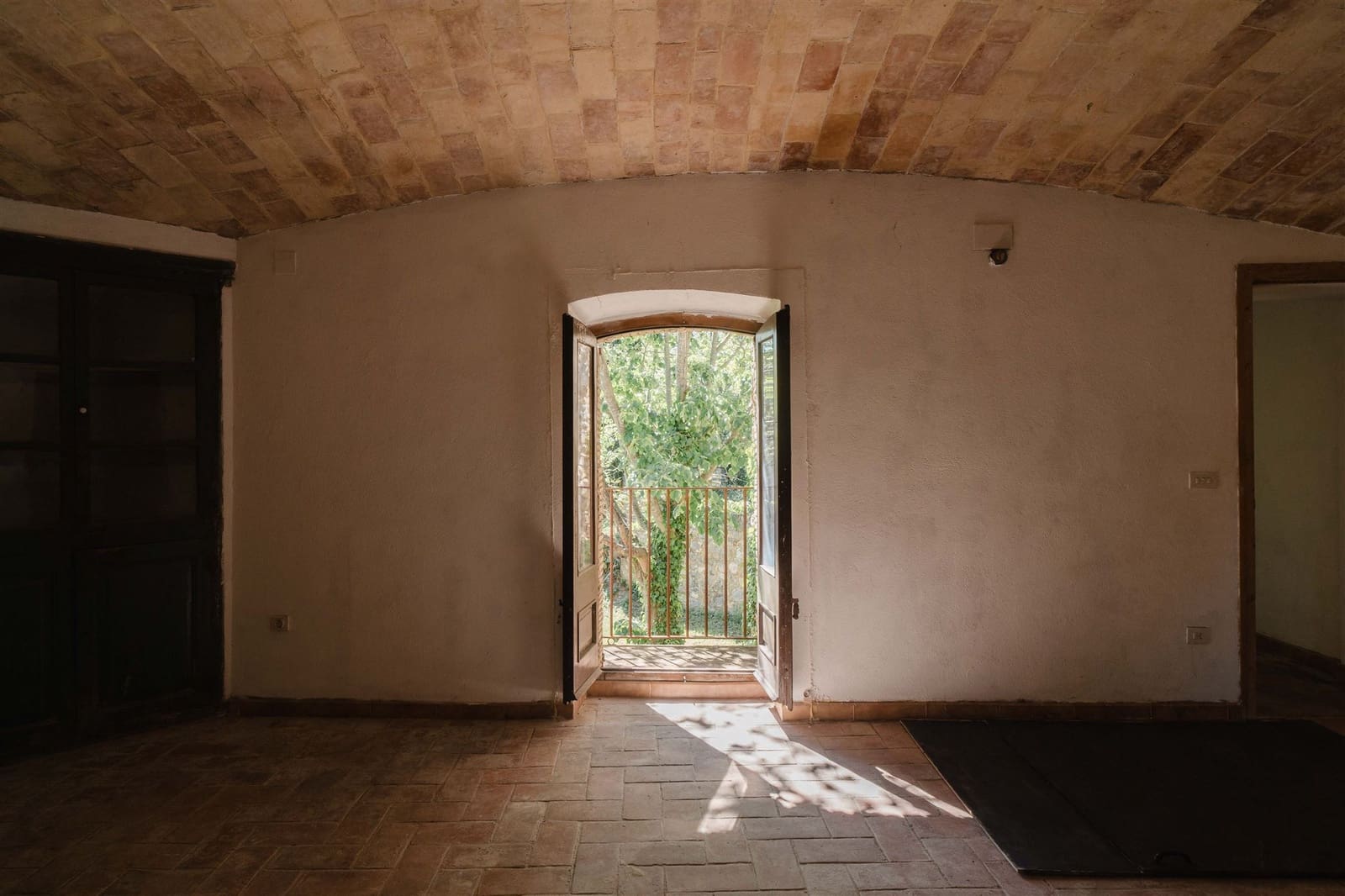 5 bedroom Townhouse for sale in Vilopriu - € 650,000 (Ref: 8299553)