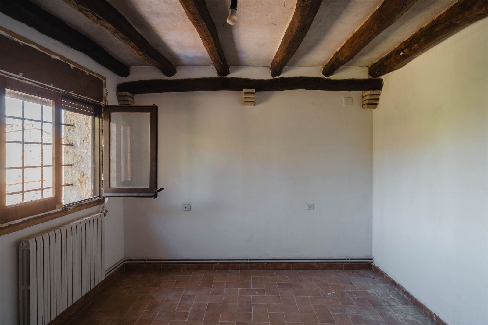 5 bedroom Townhouse for sale in Vilopriu - € 650,000 (Ref: 8299553)