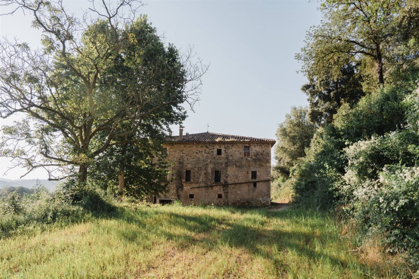 10 soverom Finca/Herregård til salgs i Besalu - € 780 000 (Ref: 8447140)