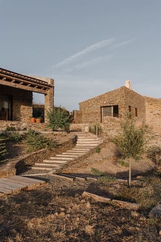 7 soveværelse Finca/Landehus til salg i Roses - € 3.250.000 (Ref: 8488198)