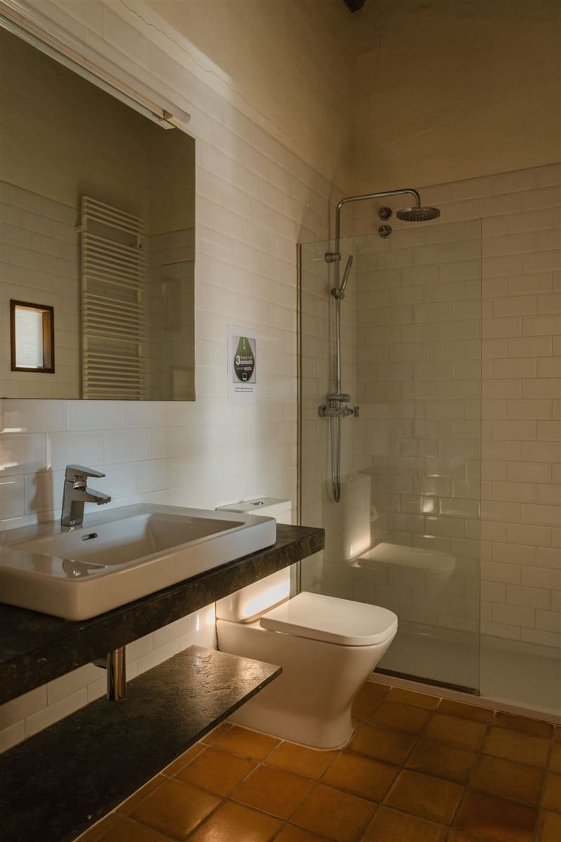 10 bedroom Finca/Country House for sale in Sant Feliu de Pallerols - € 1,300,000 (Ref: 8723434)