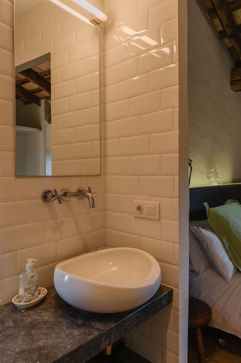 10 bedroom Finca/Country House for sale in Sant Feliu de Pallerols - € 1,300,000 (Ref: 8723434)