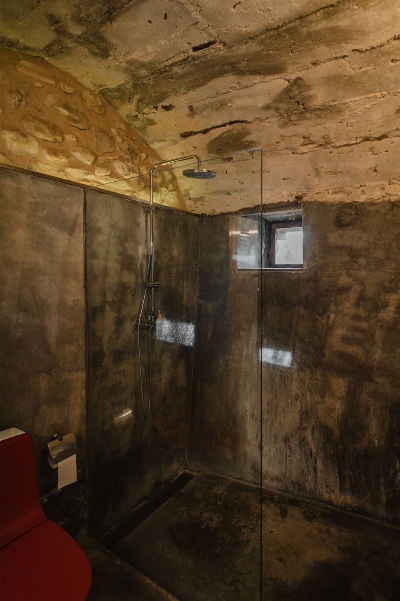 10 bedroom Finca/Country House for sale in Sant Feliu de Pallerols - € 1,300,000 (Ref: 8723434)