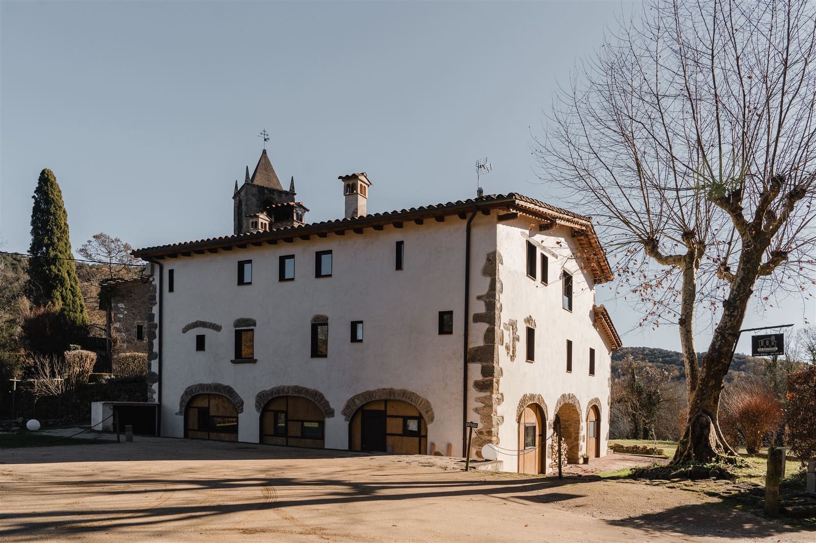 10 bedroom Finca/Country House for sale in Sant Feliu de Pallerols - € 1,300,000 (Ref: 8723434)