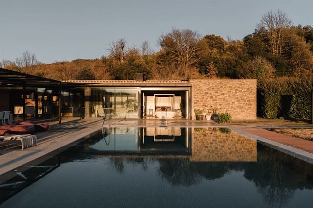 9 bedroom Finca/Country House for sale in Sant Aniol de Finestres - € 1,700,000 (Ref: 8774944)