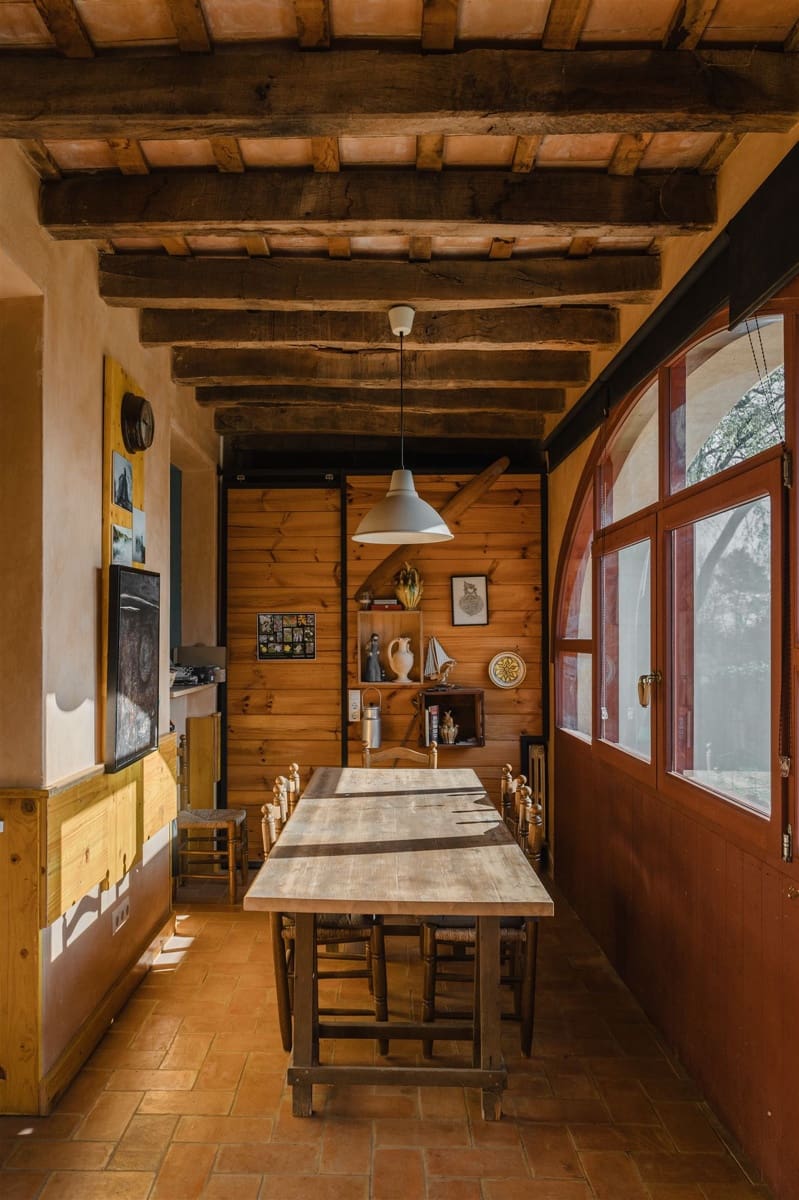 8 soveværelse Finca/Landehus til salg i Porqueres - € 1.600.000 (Ref: 8815198)