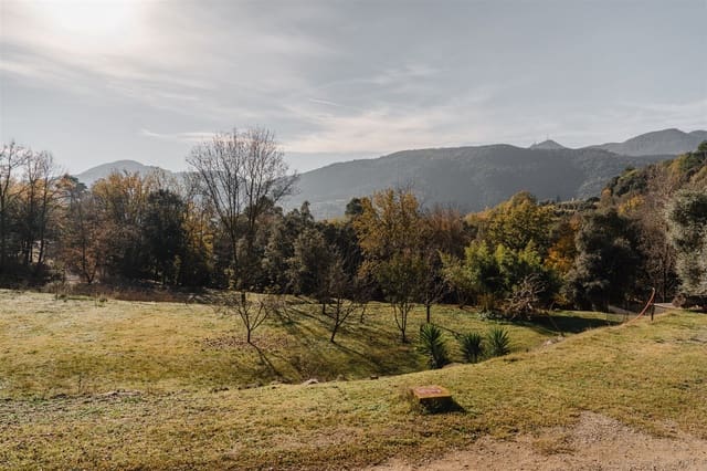 8 slaapkamer Finca/Landhuis te koop in Porqueres - € 1.600.000 (Ref: 8815198)