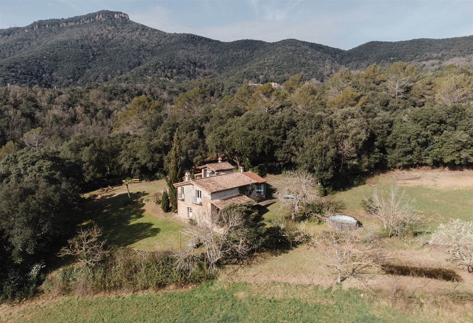3 soveværelse Finca/Landehus til salg i Mieres - € 660.000 (Ref: 8913543)