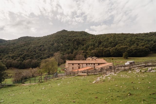 7 soveværelse Finca/Landehus til salg i Tortellà - € 1.500.000 (Ref: 8949891)