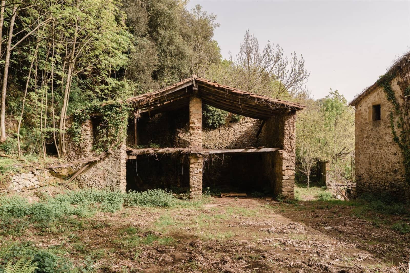 Ruin til salg i Sant Aniol de Finestres - € 975.000 (Ref: 8997319)