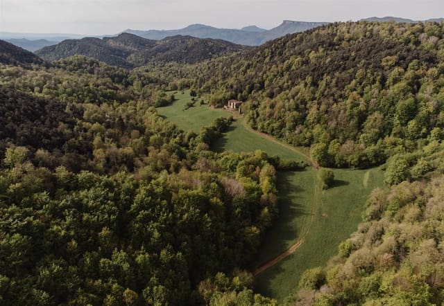 Ruin for sale in Sant Aniol de Finestres - € 975,000 (Ref: 8997319)