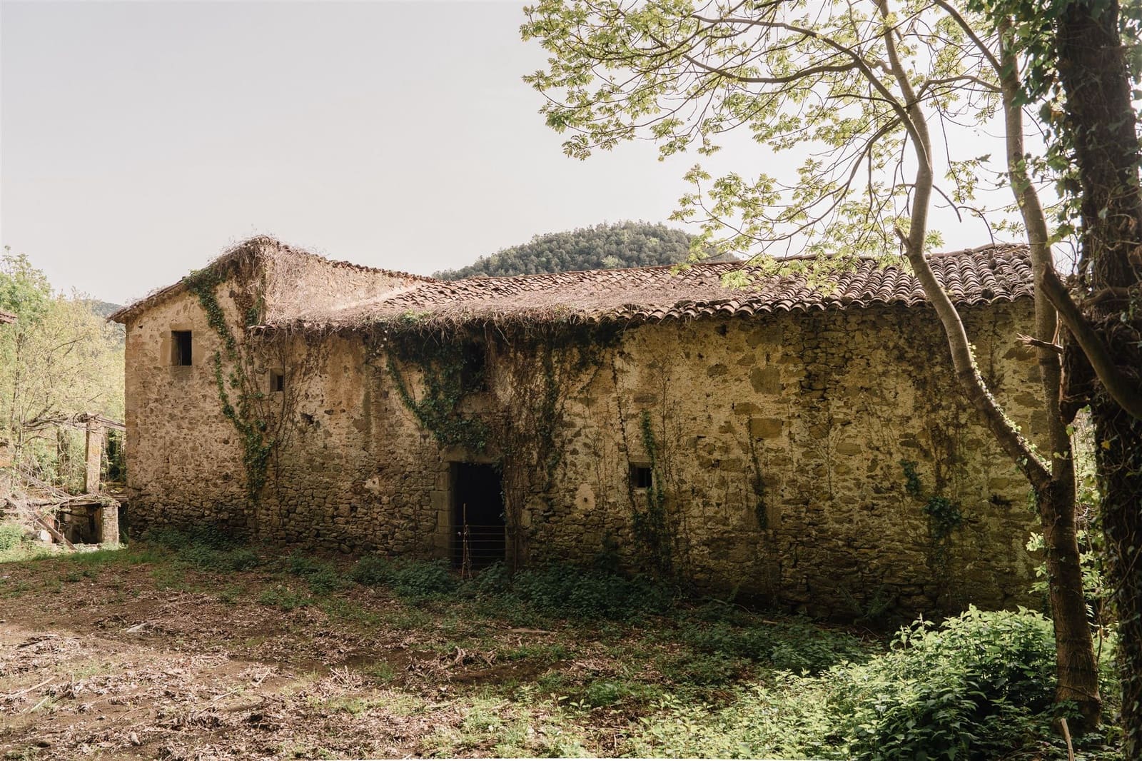 Ruin til salg i Sant Aniol de Finestres - € 975.000 (Ref: 8997319)