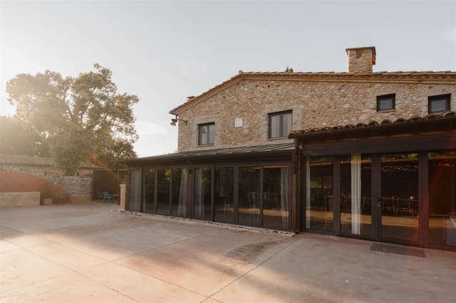 8 soveværelse Finca/Landehus til salg i Orfes, Vilademuls med garage - € 2.500.000 (Ref: 9035891)